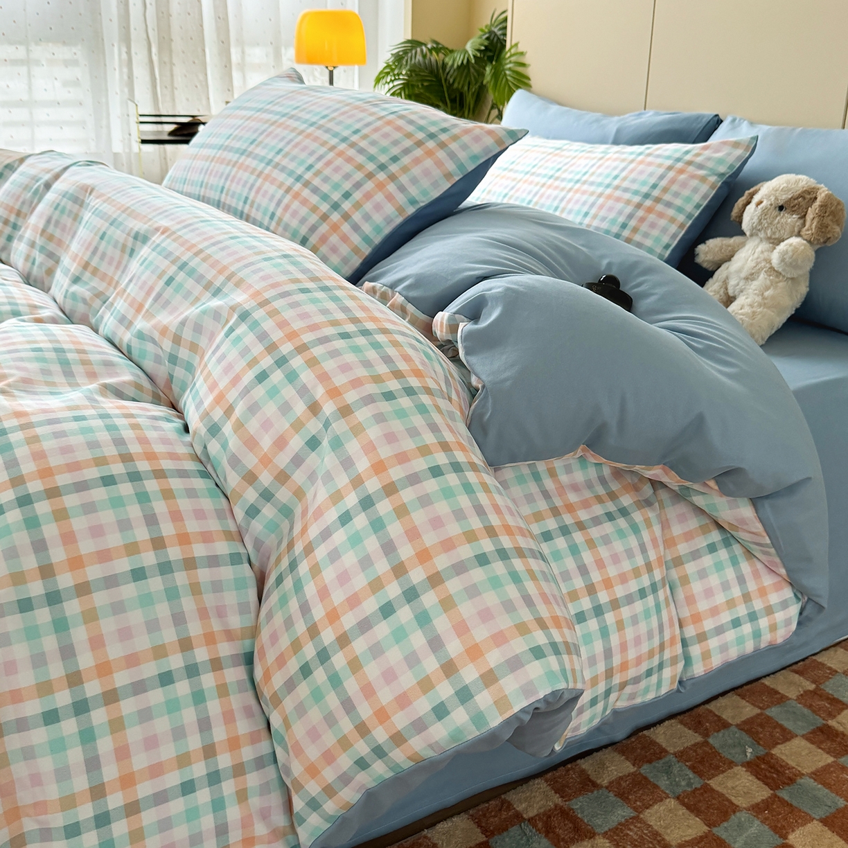 91家纺网 家纺一手货源 找家纺 十一家居 2025年秋冬新款A类亲肤云朵水洗棉无印风四件套-叙境系列 糖果小格+海青蓝