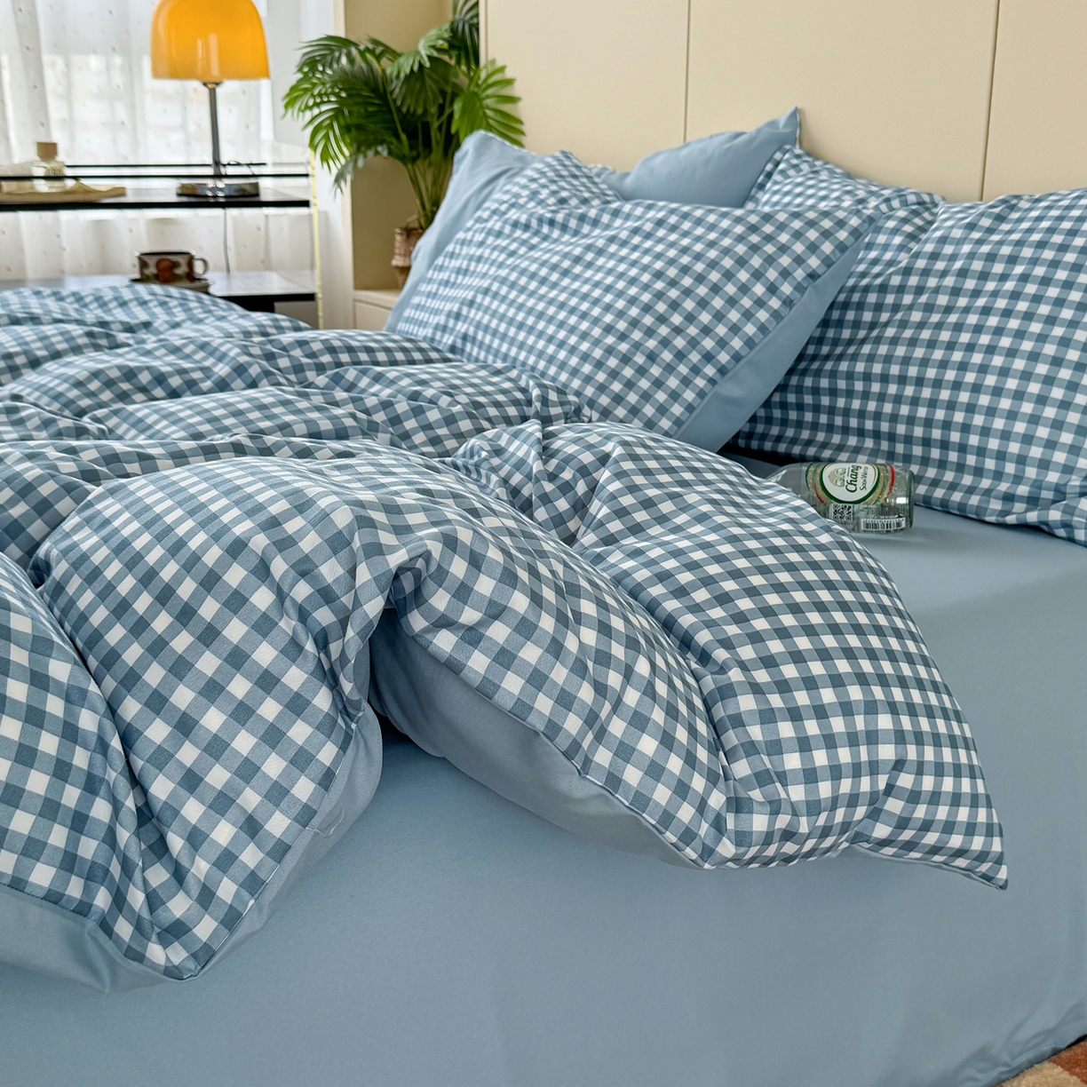 91家纺网 家纺一手货源 找家纺 十一家居 2025年秋冬新款A类亲肤云朵水洗棉无印风四件套-叙境系列 蓝小格+海青蓝