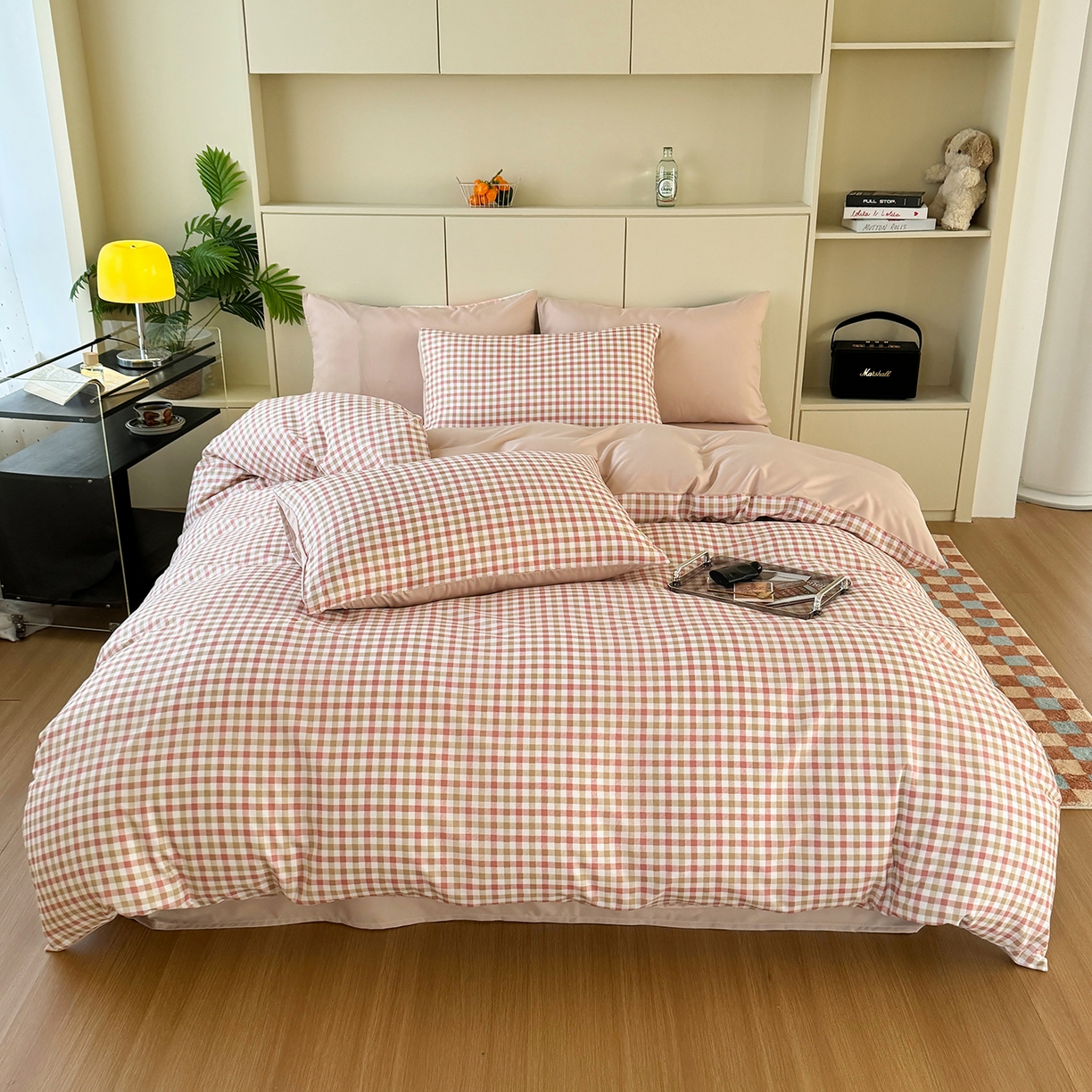 91家纺网 家纺一手货源 找家纺 十一家居 2025年秋冬新款A类亲肤云朵水洗棉无印风四件套-叙境系列 粉咖小格+粉玉