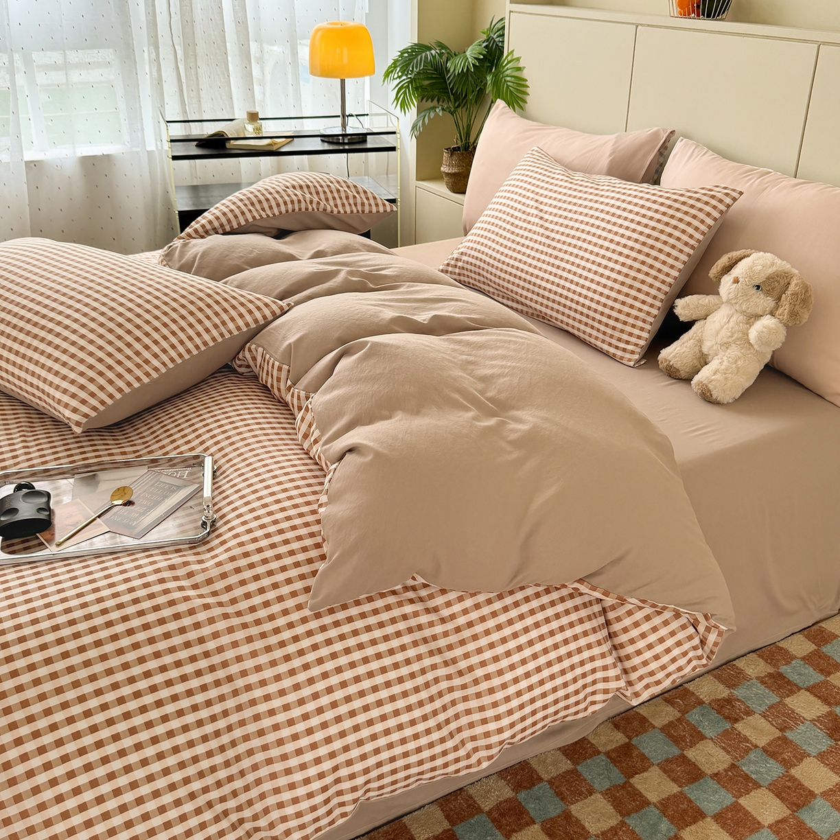 91家纺网 家纺一手货源 找家纺 十一家居 2025年秋冬新款A类亲肤云朵水洗棉无印风四件套-叙境系列 豆沙小格+粉玉