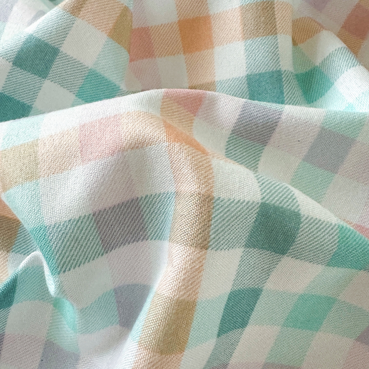 91家纺网 家纺一手货源 找家纺 十一家居 2025年秋冬新款A类亲肤云朵水洗棉无印风四件套-叙境系列 糖果小格+海青蓝