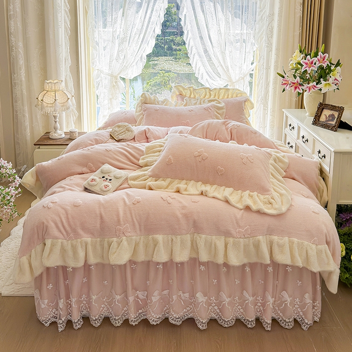 宜凡家纺 2025新款兔绒提花牛奶绒夹棉床裙四件套 蝶舞 玉色