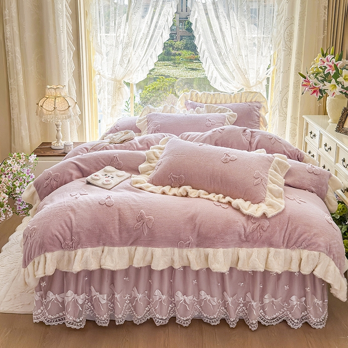 宜凡家纺 2025新款兔绒提花牛奶绒夹棉床裙四件套 樱桃 豆沙紫