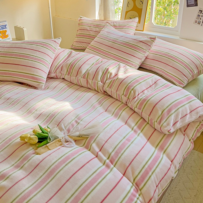 91家纺网 家纺一手货源 找家纺 （总）艾咪-Amy ntmy 新款条纹牛奶绒四件套