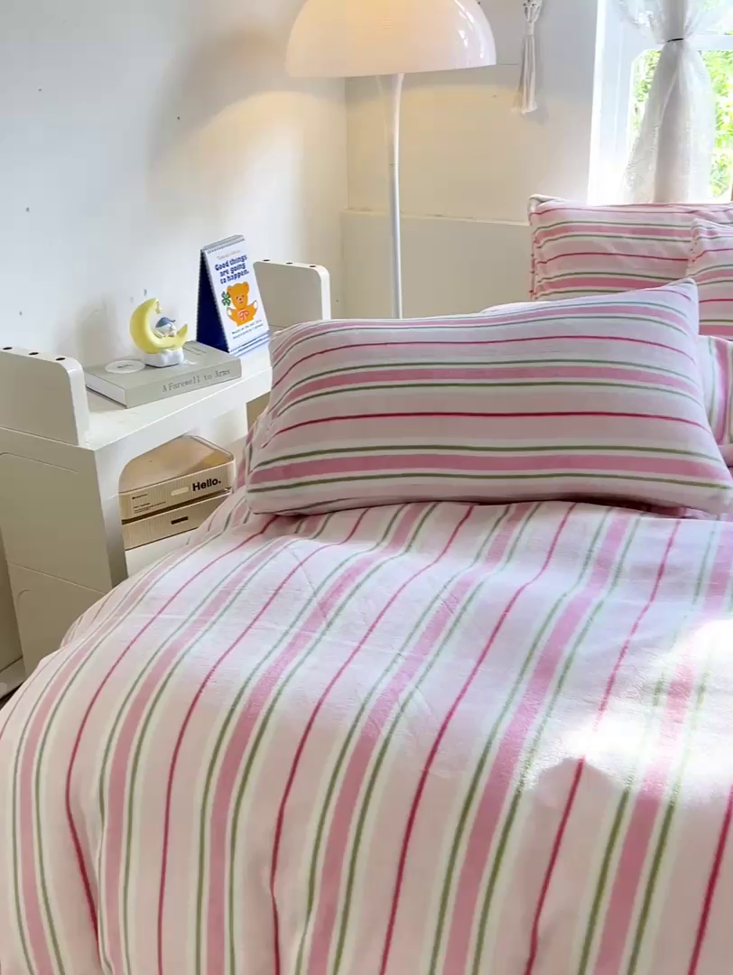 91家纺网 家纺一手货源 找家纺 （总）艾咪-Amy ntmy 新款条纹牛奶绒四件套