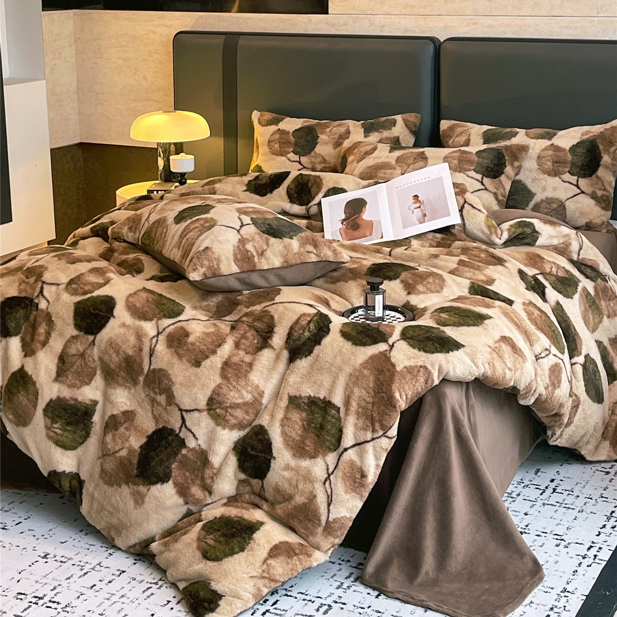 91家纺网 家纺一手货源 找家纺 （总）佰亿莱 2025新款印花兔毛绒双面锁温暖绒四件套