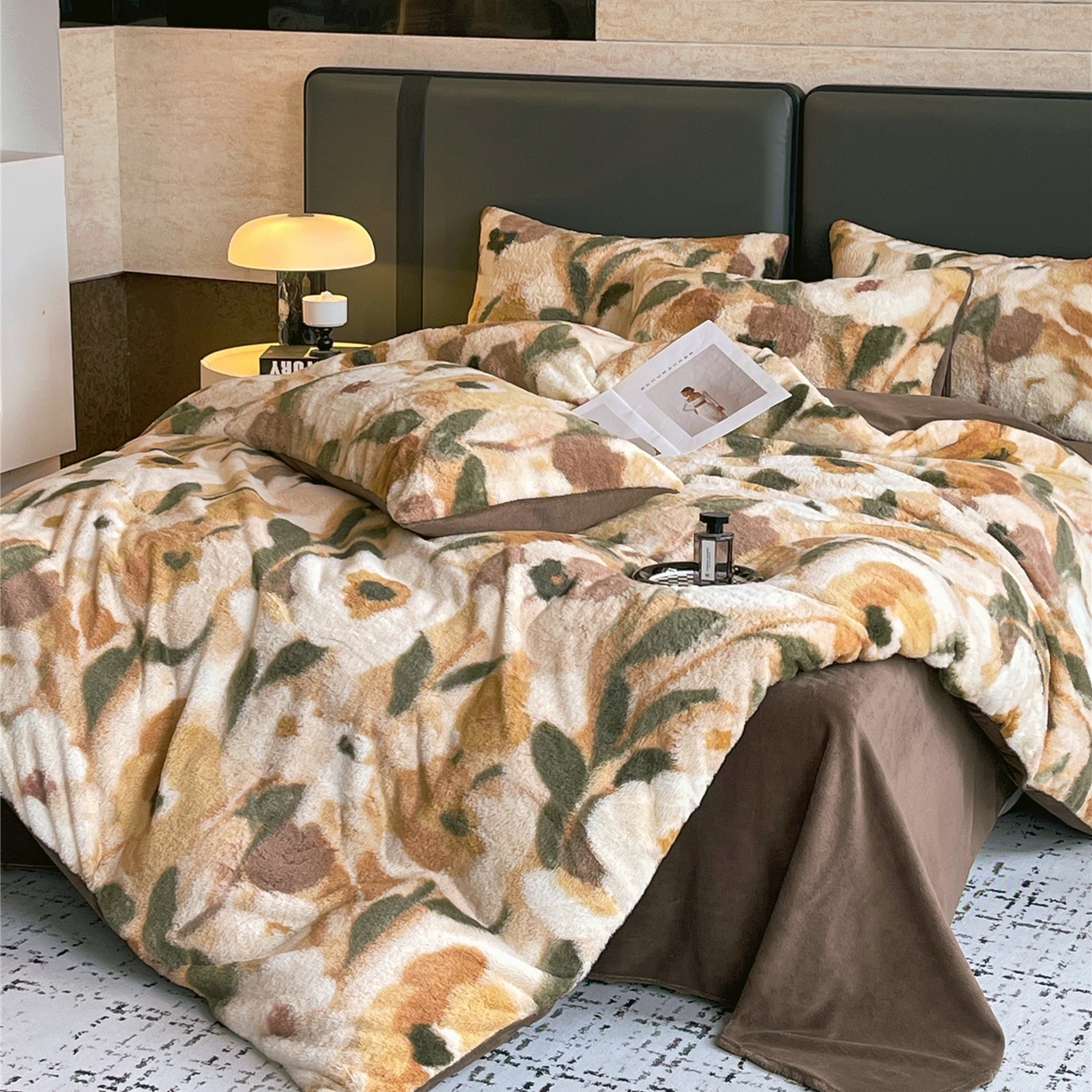 91家纺网 家纺一手货源 找家纺 （总）佰亿莱 2025新款印花兔毛绒双面锁温暖绒四件套