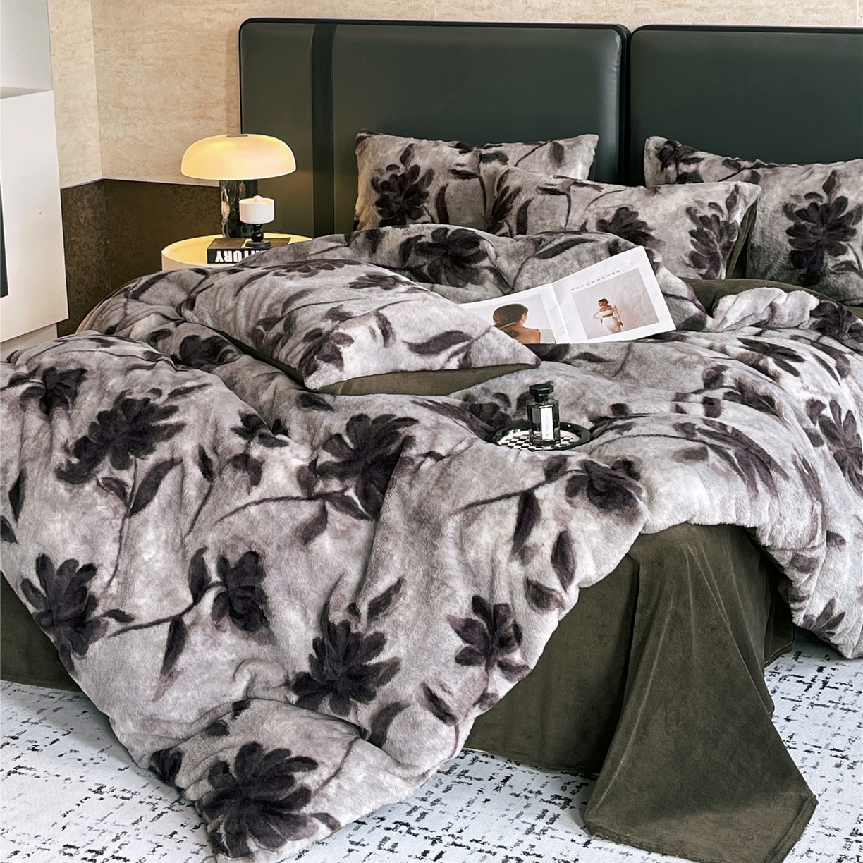 91家纺网 家纺一手货源 找家纺 （总）佰亿莱 2025新款印花兔毛绒双面锁温暖绒四件套