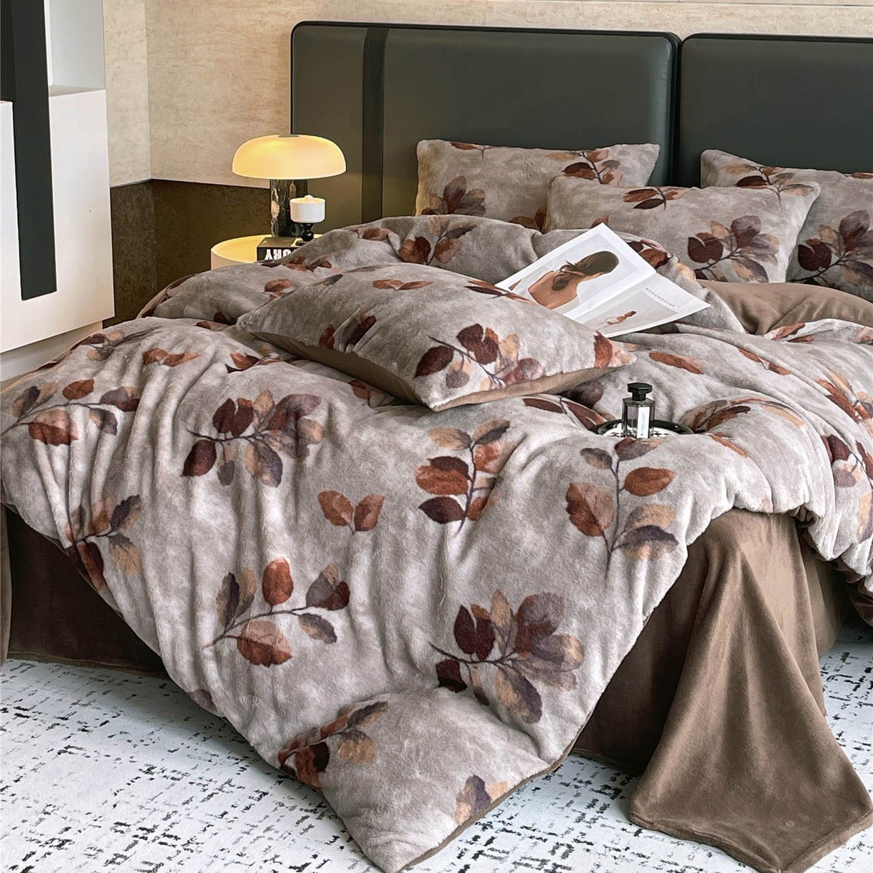 91家纺网 家纺一手货源 找家纺 （总）佰亿莱 2025新款印花兔毛绒双面锁温暖绒四件套