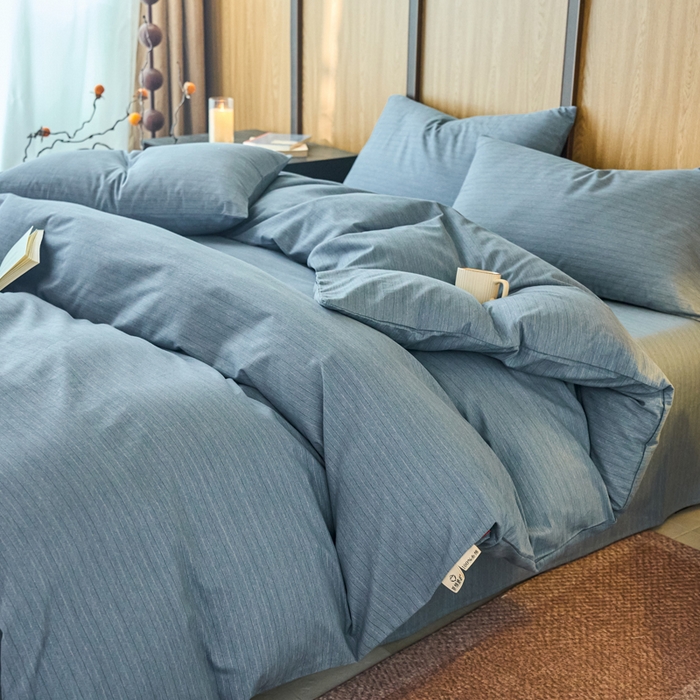 91家纺网 家纺一手货源 找家纺 春皖家纺 2025新款全棉原棉磨毛色织水洗四件套回暖系列-风格二 柏林蓝