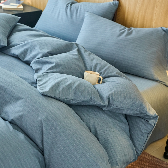 91家纺网 家纺一手货源 找家纺 春皖家纺 2025新款全棉原棉磨毛色织水洗四件套回暖系列-风格二 柏林蓝