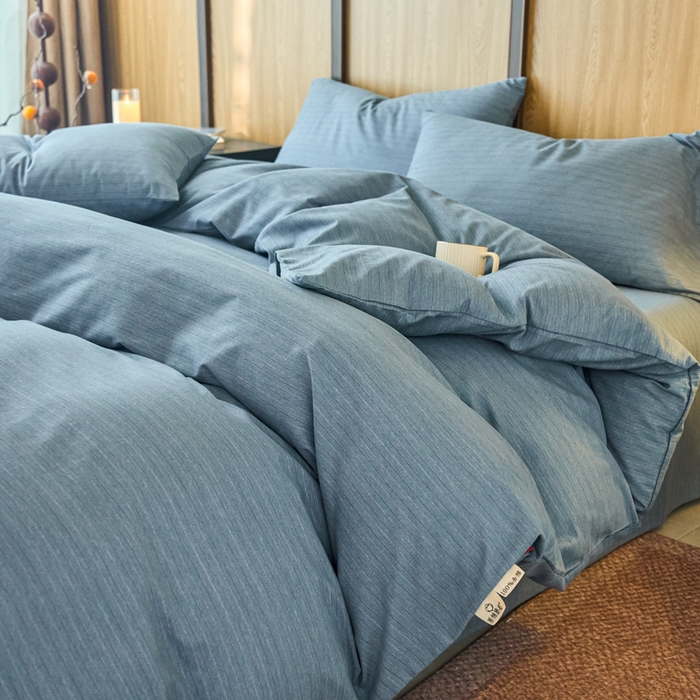 91家纺网 家纺一手货源 找家纺 春皖家纺 2025新款全棉原棉磨毛色织水洗四件套回暖系列-风格二 柏林蓝