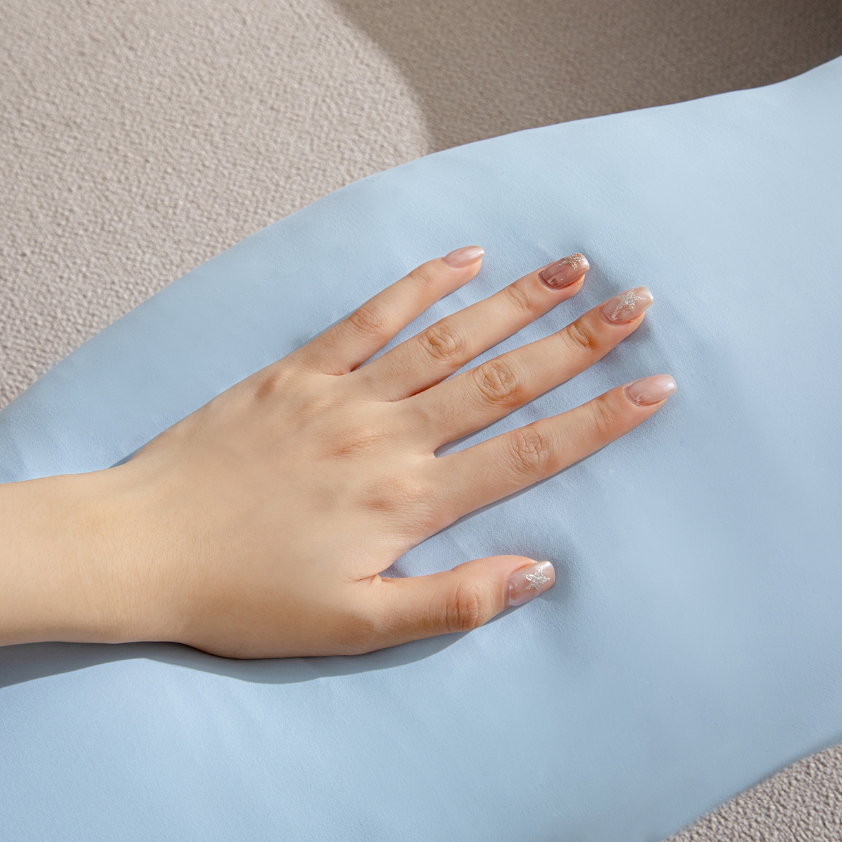 91家纺网 家纺一手货源 找家纺 沐沐家纺 2026新款海马抱抱枕 蓝色