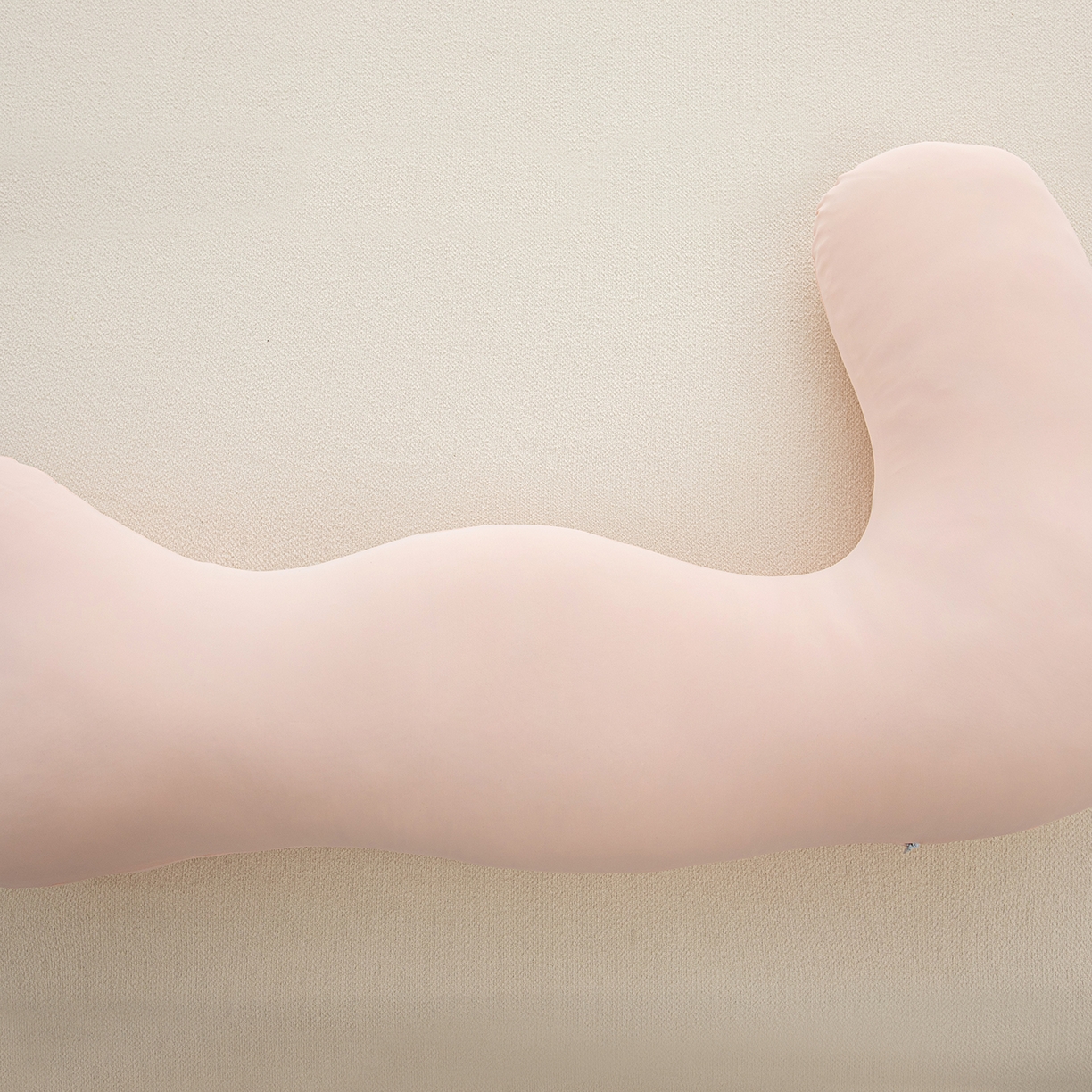 91家纺网 家纺一手货源 找家纺 沐沐家纺 2026新款海马抱抱枕 粉色