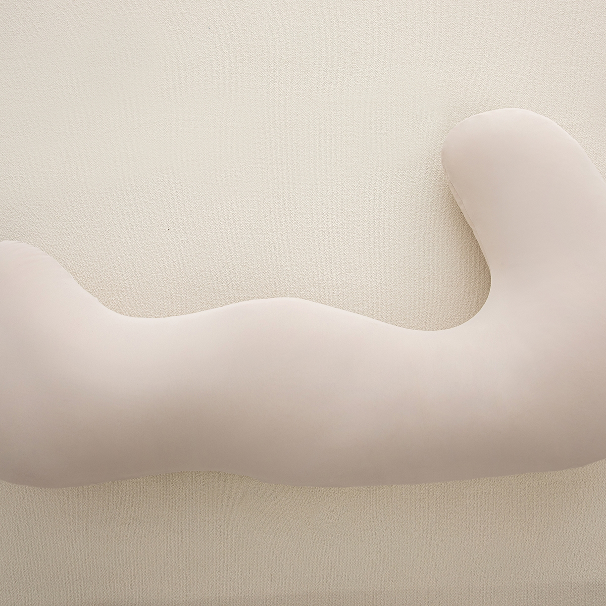 91家纺网 家纺一手货源 找家纺 沐沐家纺 2026新款海马抱抱枕 卡其