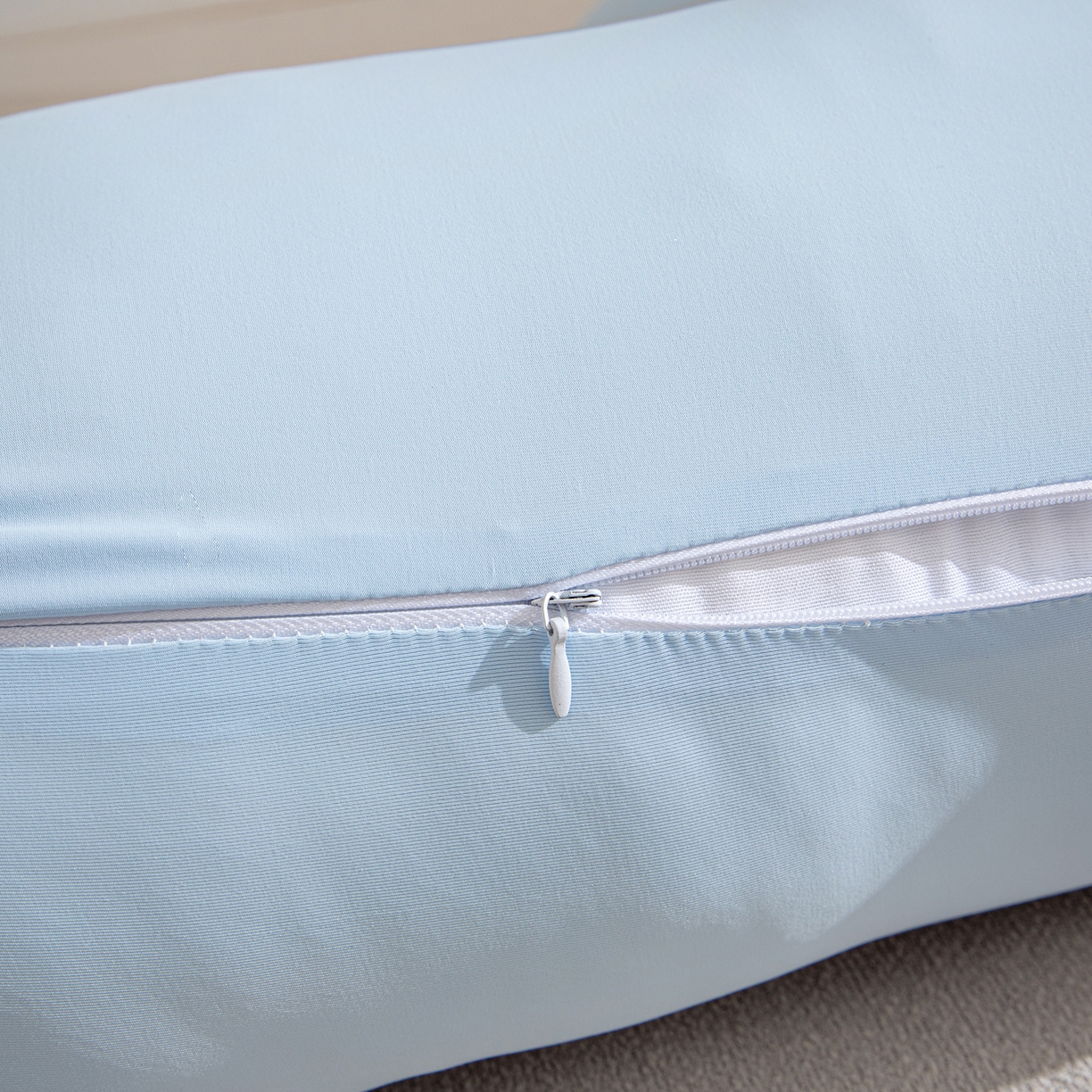 91家纺网 家纺一手货源 找家纺 沐沐家纺 2026新款海马抱抱枕 蓝色