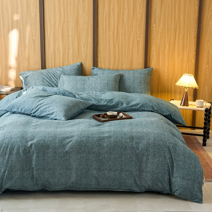 91家纺网 家纺一手货源 找家纺 春皖家纺 2025新款全棉原棉磨毛色织水洗四件套回暖系列-风格二 简森绿