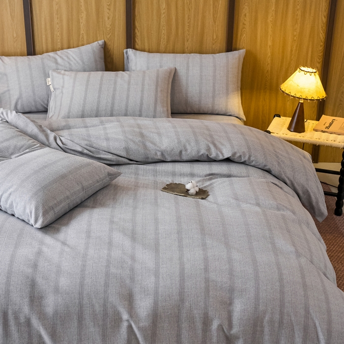 91家纺网 家纺一手货源 找家纺 春皖家纺 2025新款全棉原棉磨毛色织水洗四件套回暖系列-风格二 暮山灰