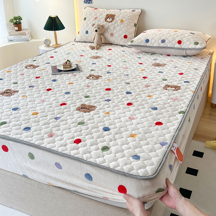 91家纺网 家纺一手货源 找家纺 （总）铭成家纺 2025新款牛奶绒夹棉保暖床笠