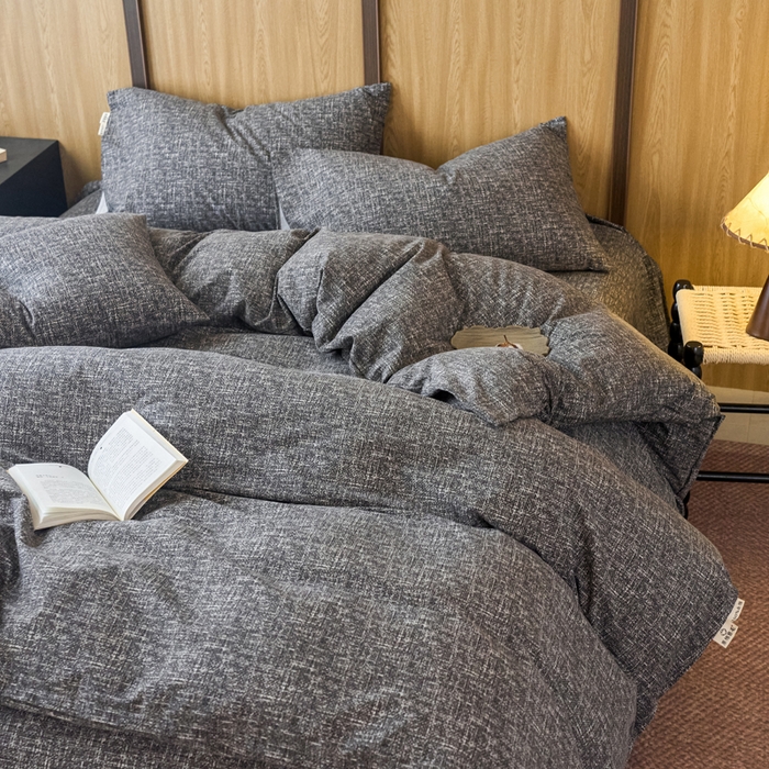 91家纺网 家纺一手货源 找家纺 春皖家纺 2025新款全棉原棉磨毛色织水洗四件套回暖系列-风格二 浅陌灰