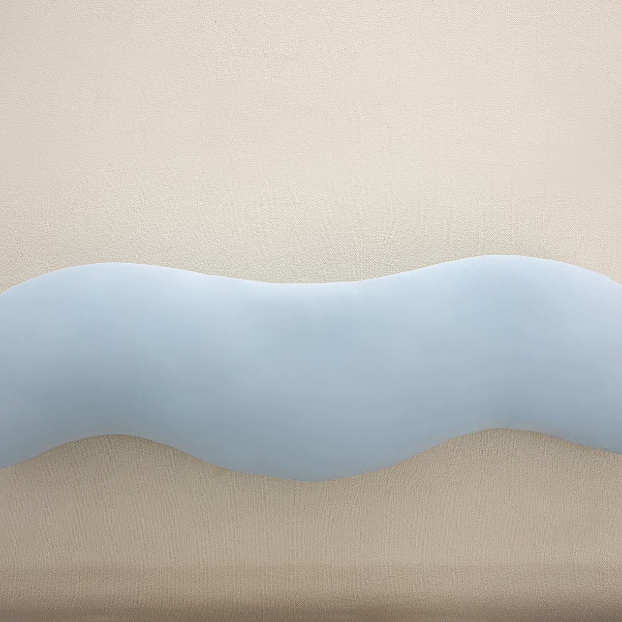 91家纺网 家纺一手货源 找家纺 沐沐家纺 2026新款四季纯色深睡抱抱枕 蓝色