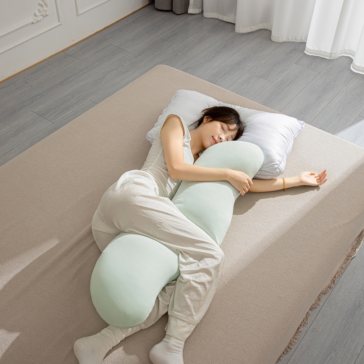 91家纺网 家纺一手货源 找家纺 沐沐家纺 2026新款四季纯色深睡抱抱枕 绿色