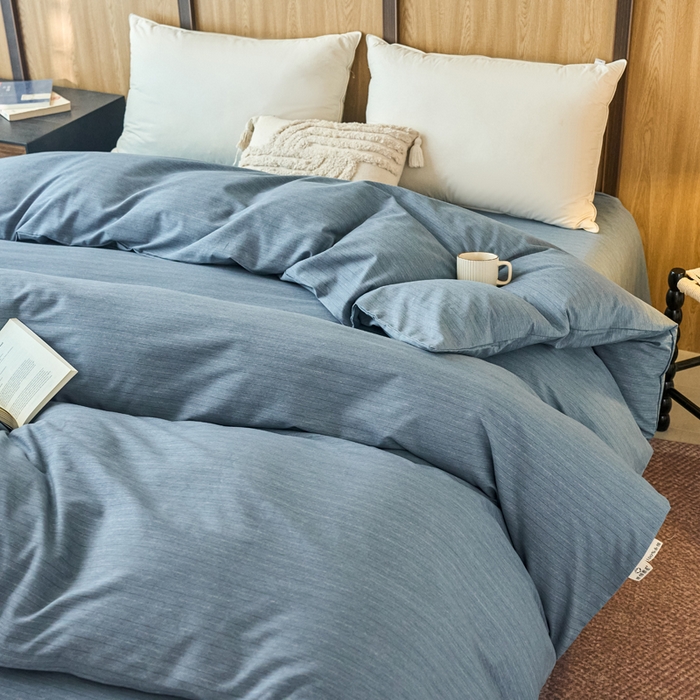 91家纺网 家纺一手货源 找家纺 春皖家纺 2025新款全棉原棉磨毛色织水洗单被套回暖系列-风格二 柏林蓝