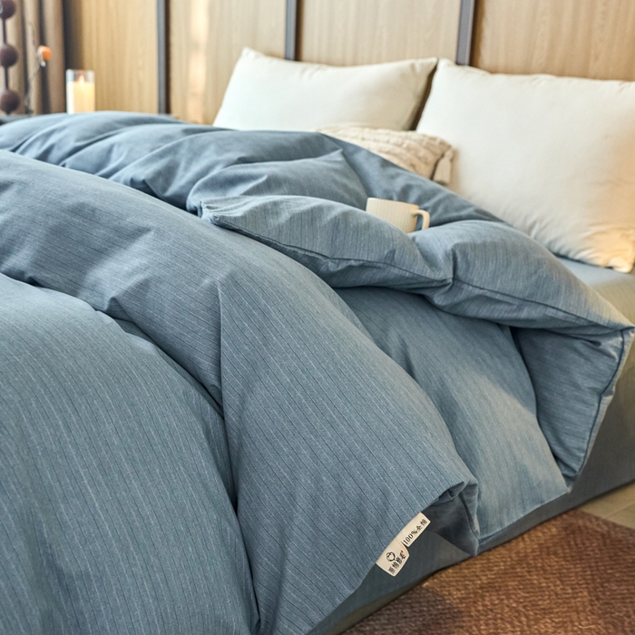 91家纺网 家纺一手货源 找家纺 春皖家纺 2025新款全棉原棉磨毛色织水洗单被套回暖系列-风格二 柏林蓝