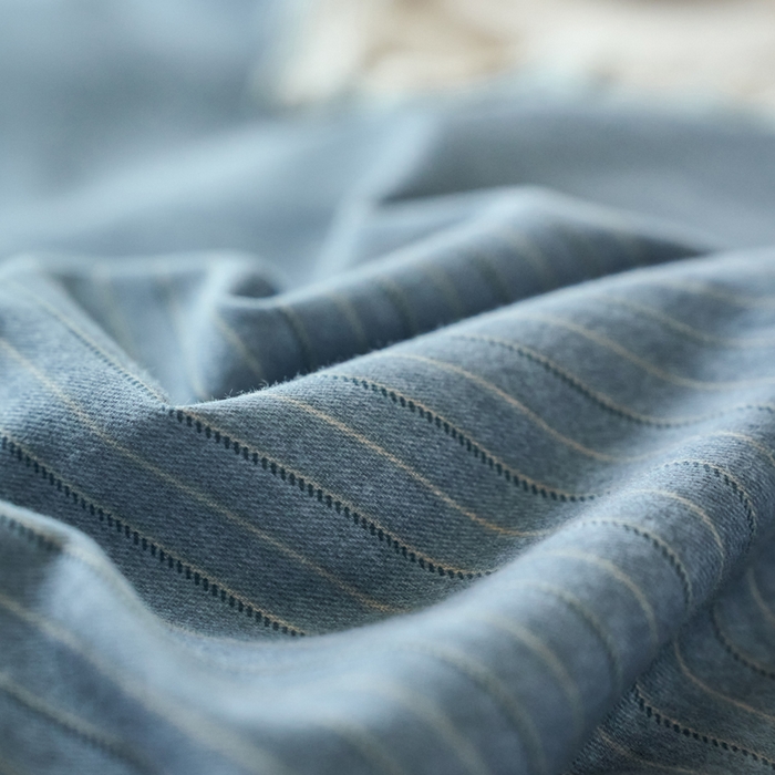 91家纺网 家纺一手货源 找家纺 春皖家纺 2025新款全棉原棉磨毛色织水洗单被套回暖系列-风格二 柏林蓝