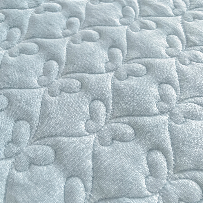 91家纺网 家纺一手货源 找家纺 罗艺轩 2025新款简约雕花牛奶绒可拆卸床裙四件套蝶恋（已申专版，严格控价） 蝶恋-蓝