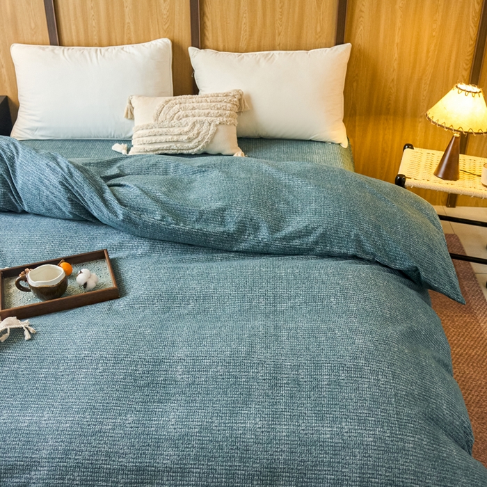 91家纺网 家纺一手货源 找家纺 春皖家纺 2025新款全棉原棉磨毛色织水洗单被套回暖系列-风格二 简森绿
