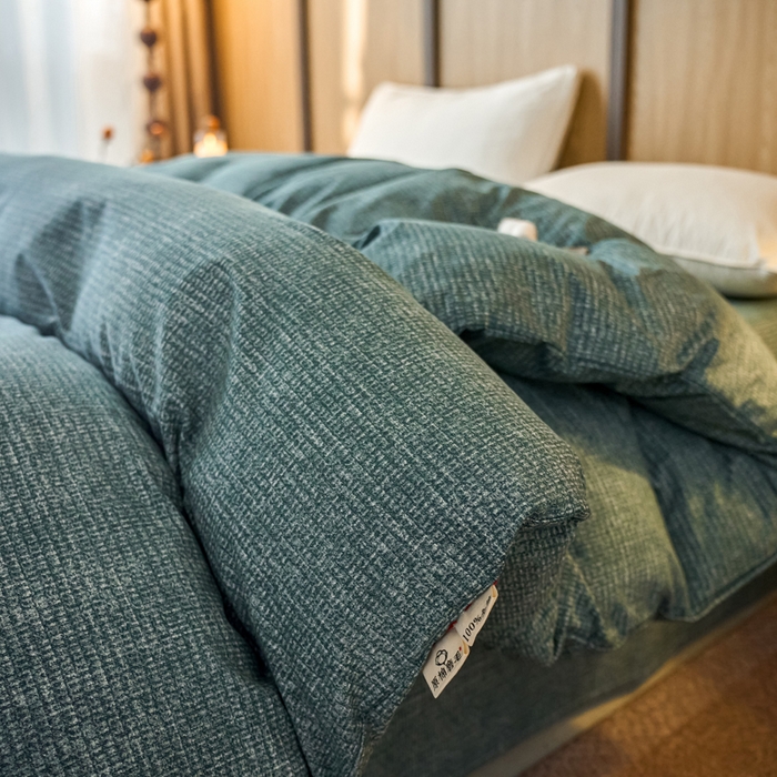91家纺网 家纺一手货源 找家纺 春皖家纺 2025新款全棉原棉磨毛色织水洗单被套回暖系列-风格二 简森绿
