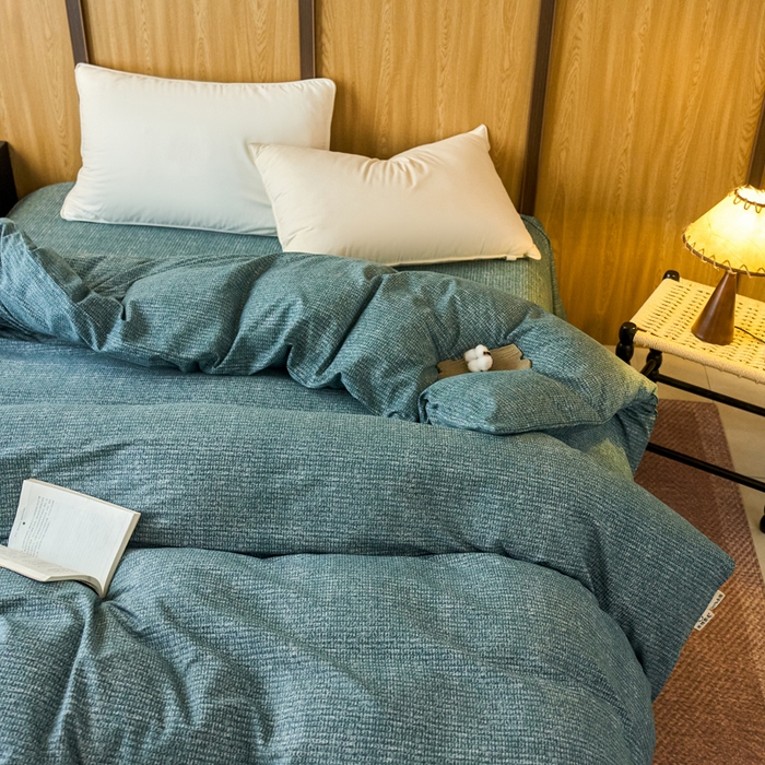 91家纺网 家纺一手货源 找家纺 春皖家纺 2025新款全棉原棉磨毛色织水洗单被套回暖系列-风格二 简森绿