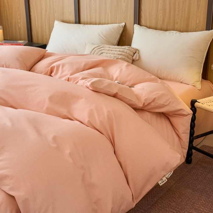 91家纺网 家纺一手货源 找家纺 春皖家纺 2025新款全棉原棉磨毛色织水洗单被套回暖系列-风格二 丽人粉