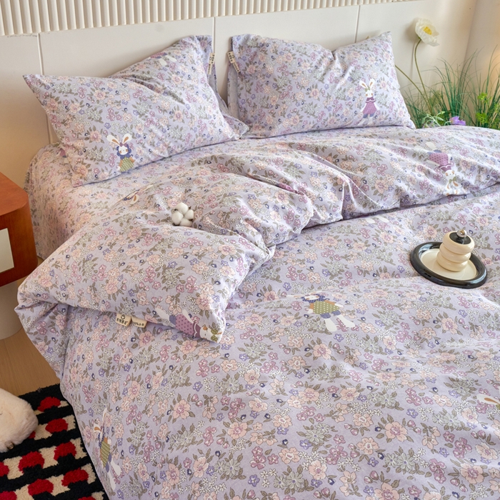 91家纺网 家纺一手货源 找家纺 春皖家纺 2025新款原棉磨毛四件套-风格一萌萌兔