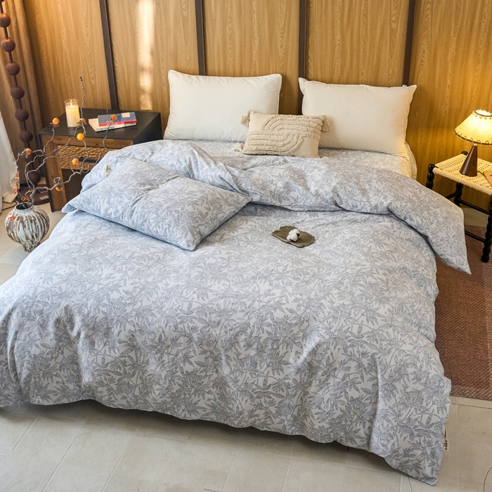 91家纺网 家纺一手货源 找家纺 春皖家纺 2025新款全棉原棉磨毛色织水洗单被套回暖系列-风格二 恋影春天