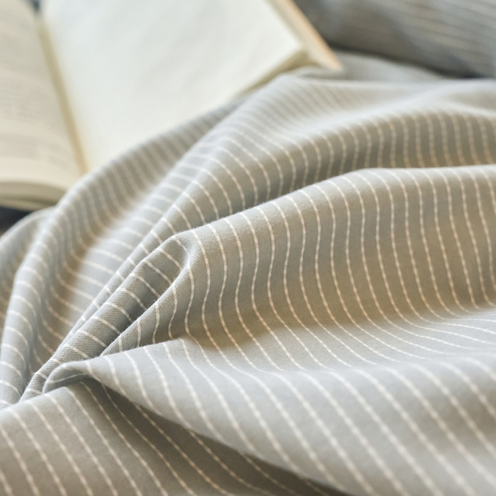 91家纺网 家纺一手货源 找家纺 春皖家纺 2025新款原棉磨毛四件套-风格一雾灰细语