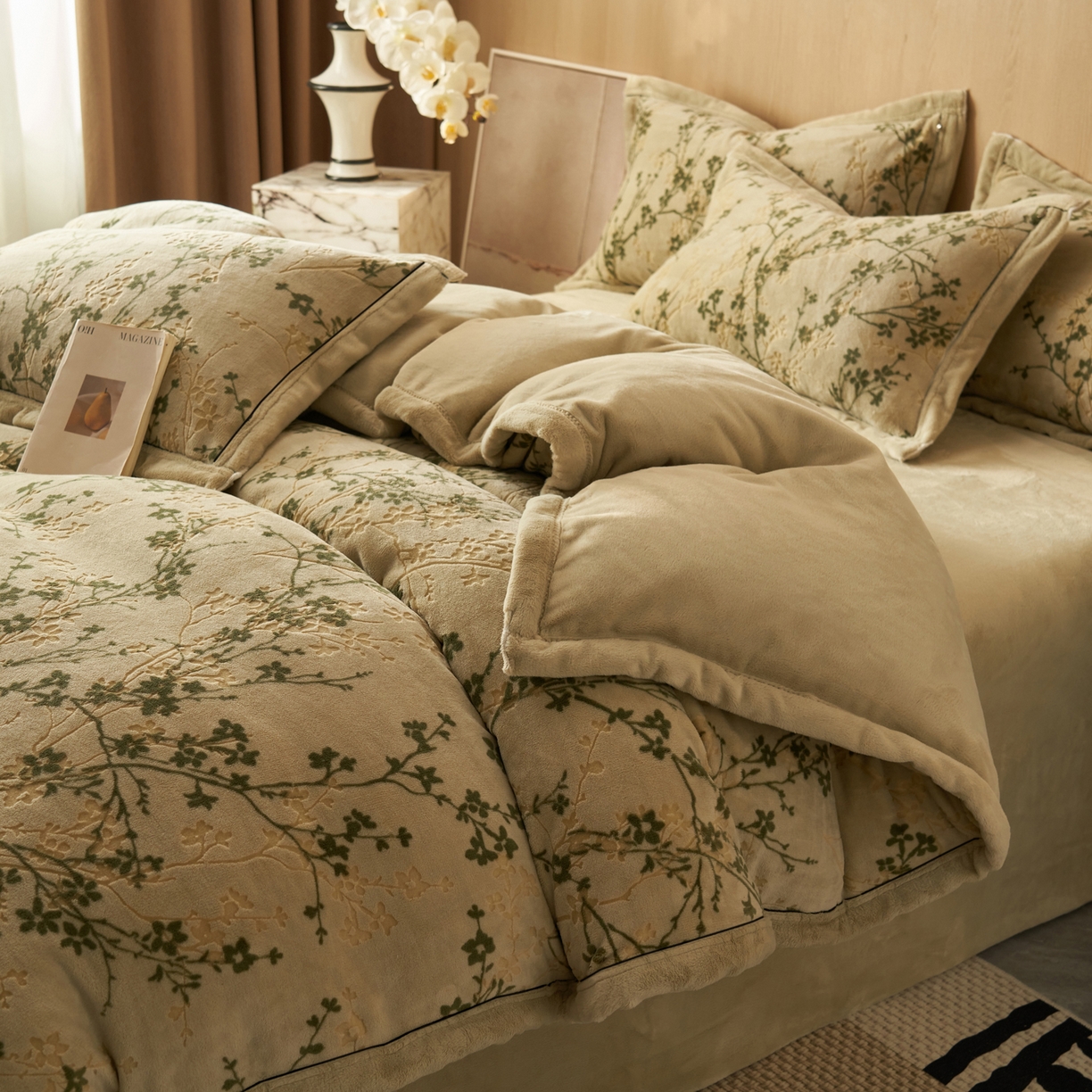 91家纺网 家纺一手货源 找家纺 晨曦家纺 2025新款牛奶绒浪花雕花绒单被套 枝影