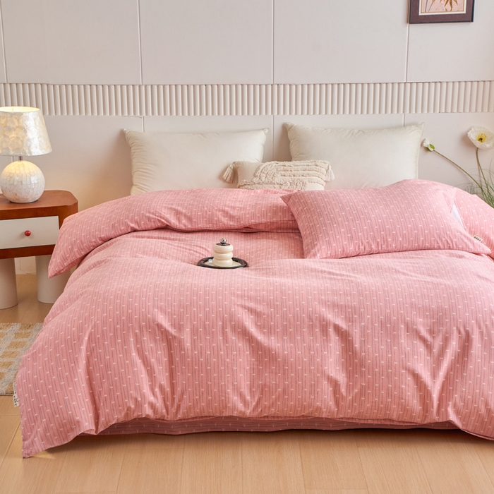 91家纺网 家纺一手货源 找家纺 春皖家纺 2025新款全棉原棉磨毛色织水洗单被套回暖系列-风格二 梦妮粉