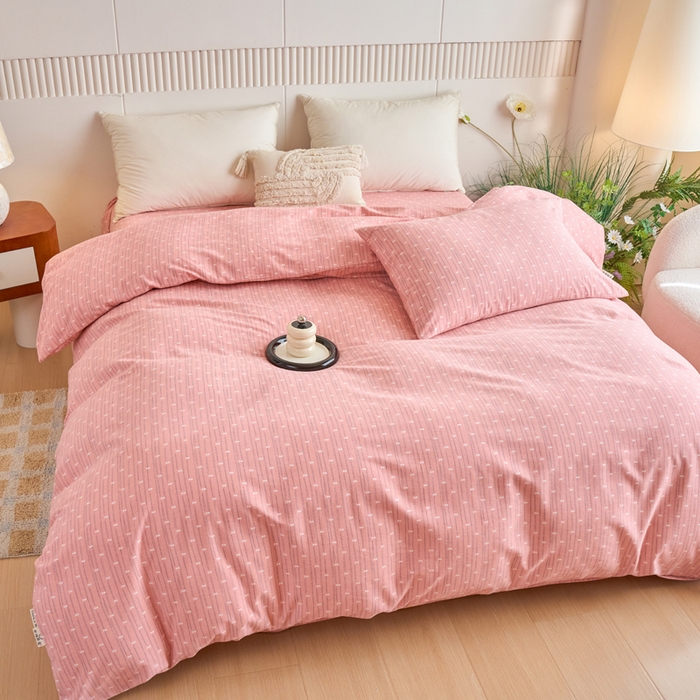 91家纺网 家纺一手货源 找家纺 春皖家纺 2025新款全棉原棉磨毛色织水洗单被套回暖系列-风格二 梦妮粉