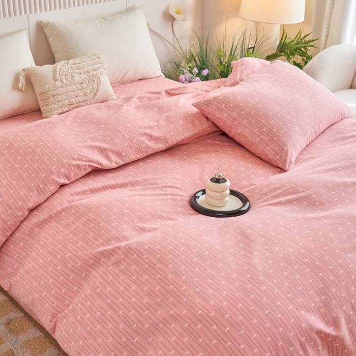 91家纺网 家纺一手货源 找家纺 春皖家纺 2025新款全棉原棉磨毛色织水洗单被套回暖系列-风格二 梦妮粉