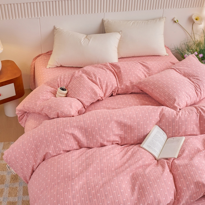 91家纺网 家纺一手货源 找家纺 春皖家纺 2025新款全棉原棉磨毛色织水洗单被套回暖系列-风格二 梦妮粉