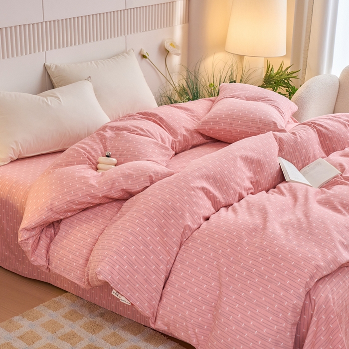 91家纺网 家纺一手货源 找家纺 春皖家纺 2025新款全棉原棉磨毛色织水洗单被套回暖系列-风格二 梦妮粉