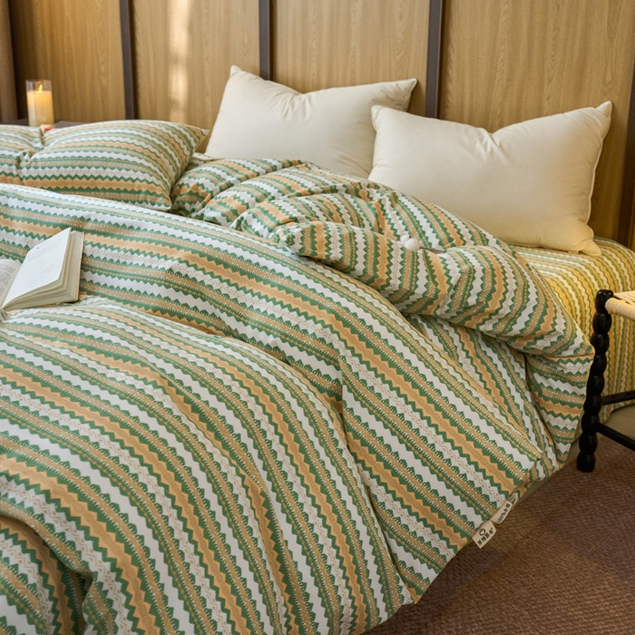 91家纺网 家纺一手货源 找家纺 春皖家纺 2025新款全棉原棉磨毛色织水洗单被套回暖系列-风格二 拿坡里