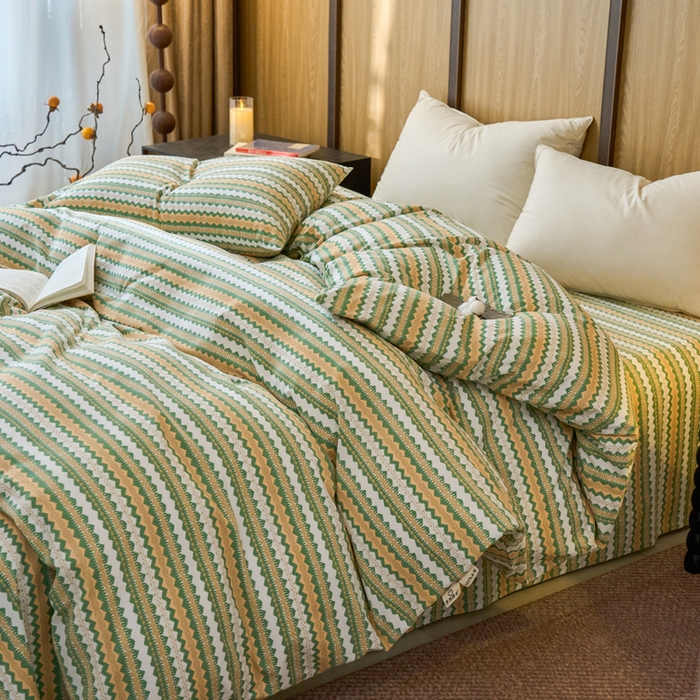 91家纺网 家纺一手货源 找家纺 春皖家纺 2025新款全棉原棉磨毛色织水洗单被套回暖系列-风格二 拿坡里