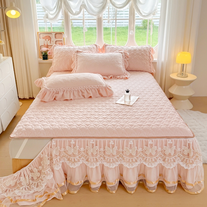 91家纺网 家纺一手货源 找家纺 罗艺轩 2025新款简约雕花牛奶绒可拆卸单床裙床裙单件单品床裙蝶恋（已申专版，严格控价） 蝶恋-玉