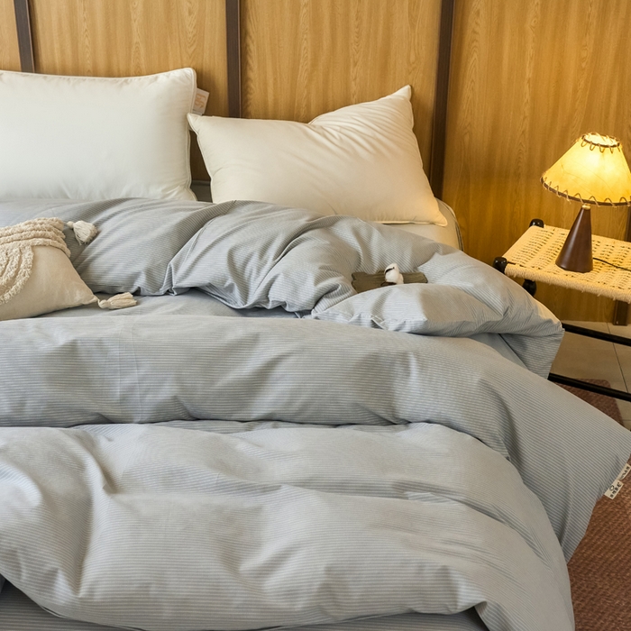 91家纺网 家纺一手货源 找家纺 春皖家纺 2025新款全棉原棉磨毛色织水洗单被套回暖系列-风格二 雾灰细语