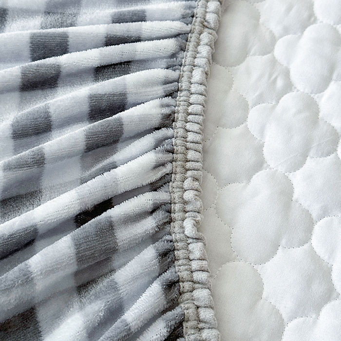 91家纺网 家纺一手货源 找家纺 铭成家纺 2025新款牛奶绒夹棉保暖床笠 布丁熊