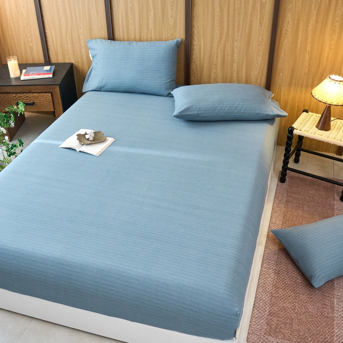 91家纺网 家纺一手货源 找家纺 春皖家纺 2025新款全棉原棉磨毛色织水洗单床笠回暖系列-风格二 柏林蓝