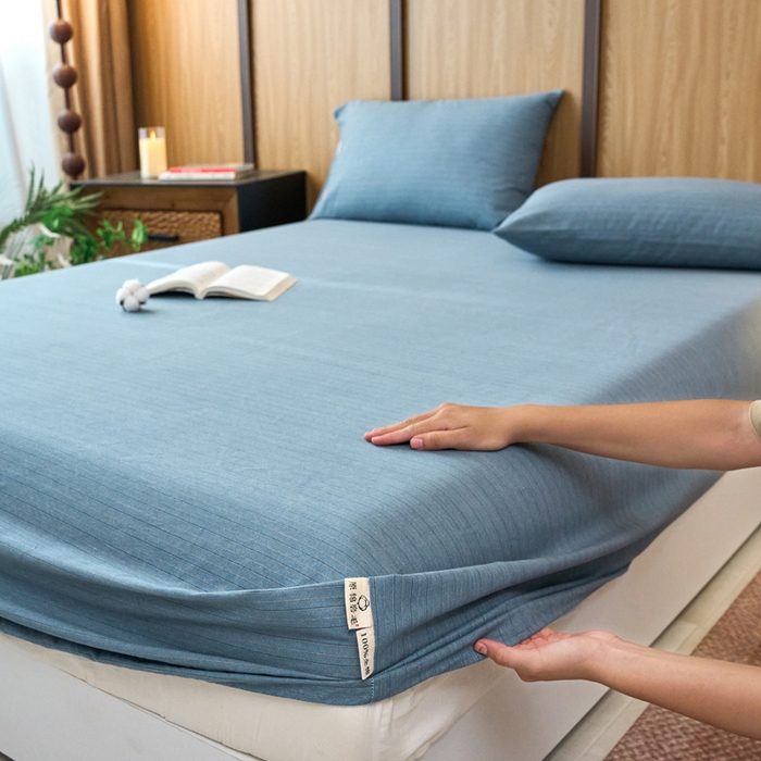 91家纺网 家纺一手货源 找家纺 春皖家纺 2025新款全棉原棉磨毛色织水洗单床笠回暖系列-风格二 柏林蓝